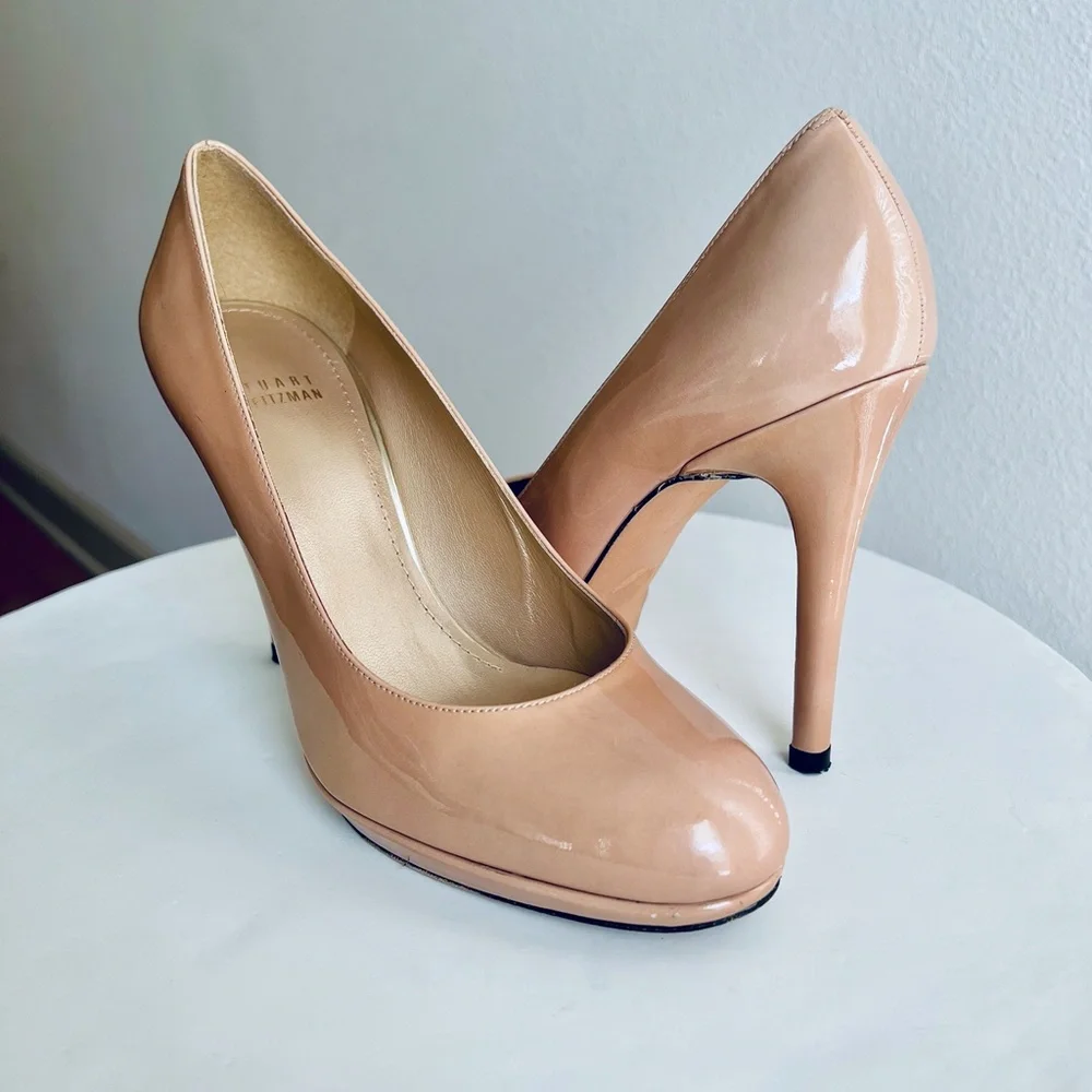 Stuart Weitzman Nude Patent Pumps - Picture 8 of 12